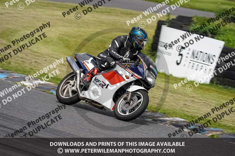 enduro digital images;event digital images;eventdigitalimages;lydden hill;lydden no limits trackday;lydden photographs;lydden trackday photographs;no limits trackdays;peter wileman photography;racing digital images;trackday digital images;trackday photos